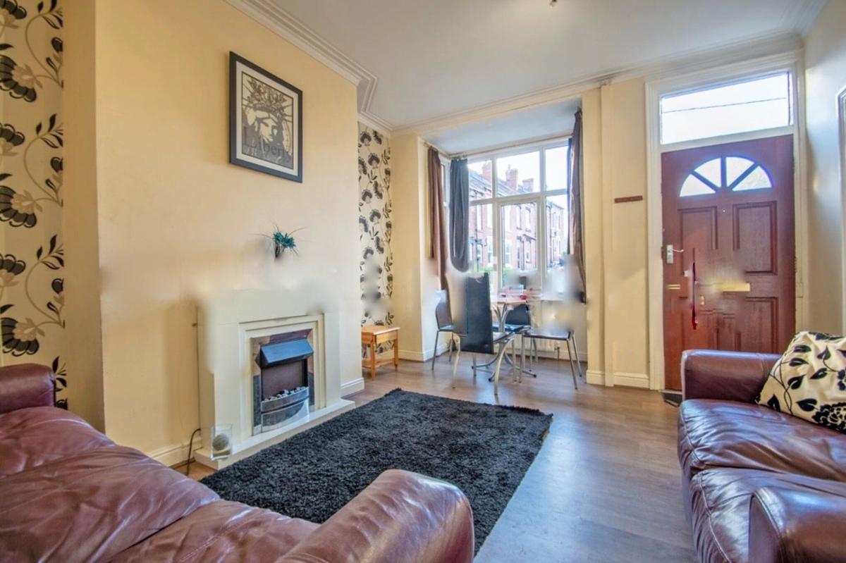 3 bedroom house for rent Lumley Road, Leeds, LS4 2NH UniHomes