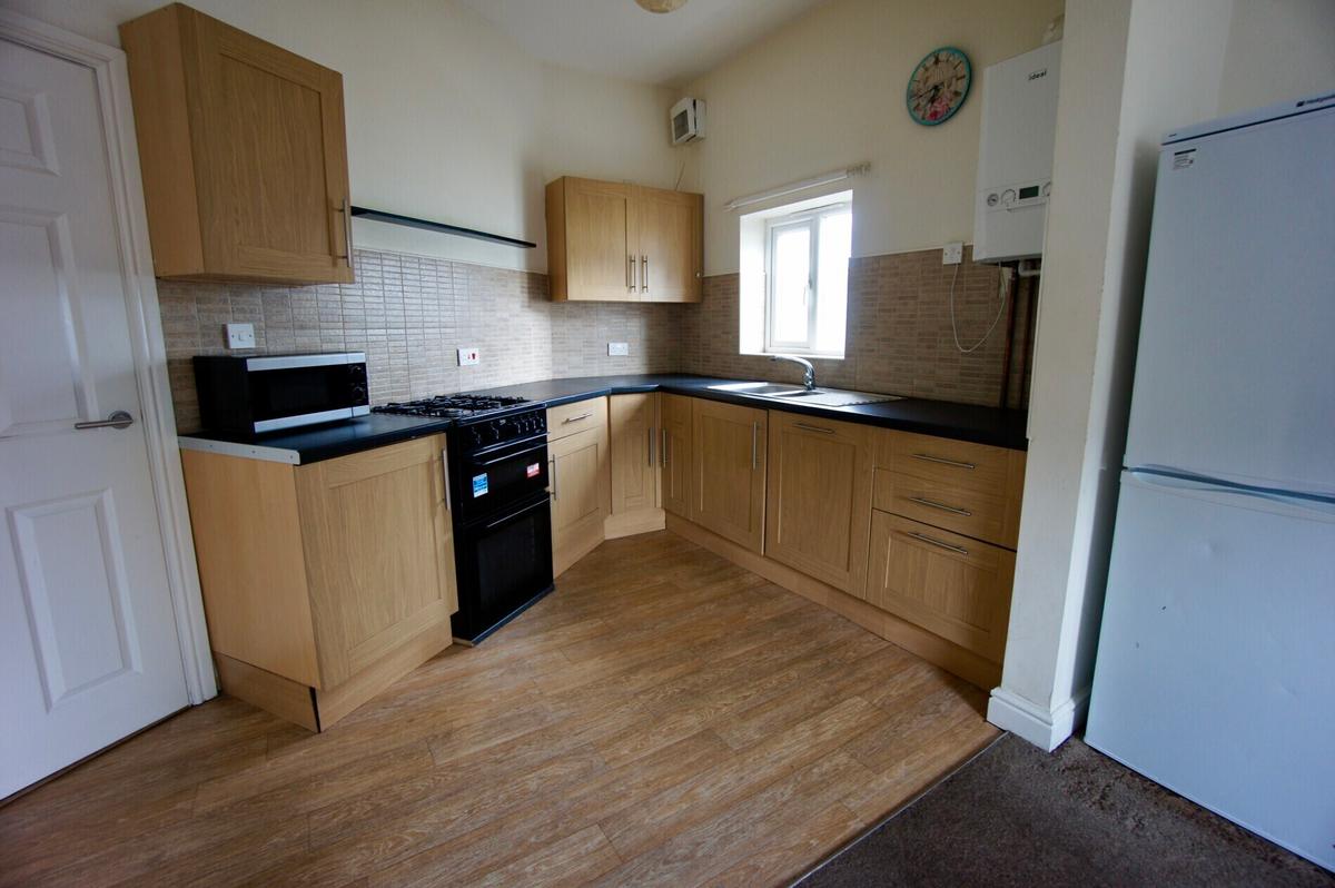 4 bedroom apartment for rent Glossop Road, Sheffield, S10 2QE UniHomes