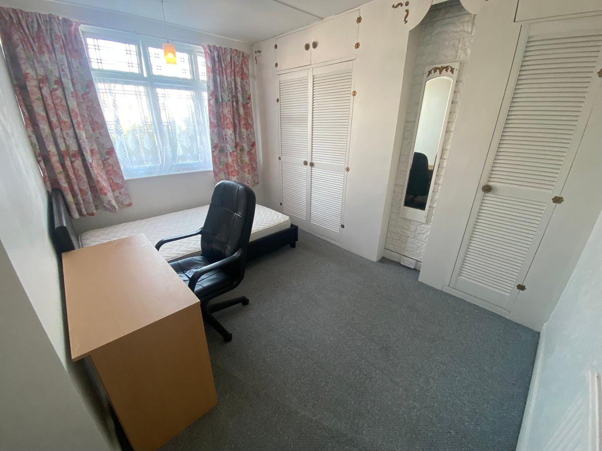 4 bedroom house for rent Mackie Grove Bristol, BS34 7NG UniHomes