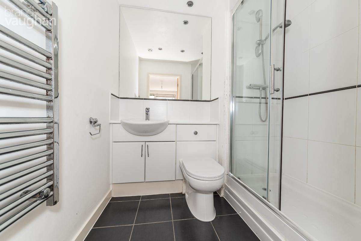 2 bedroom house for rent Horsted Court, Brighton, BN1 4GS UniHomes
