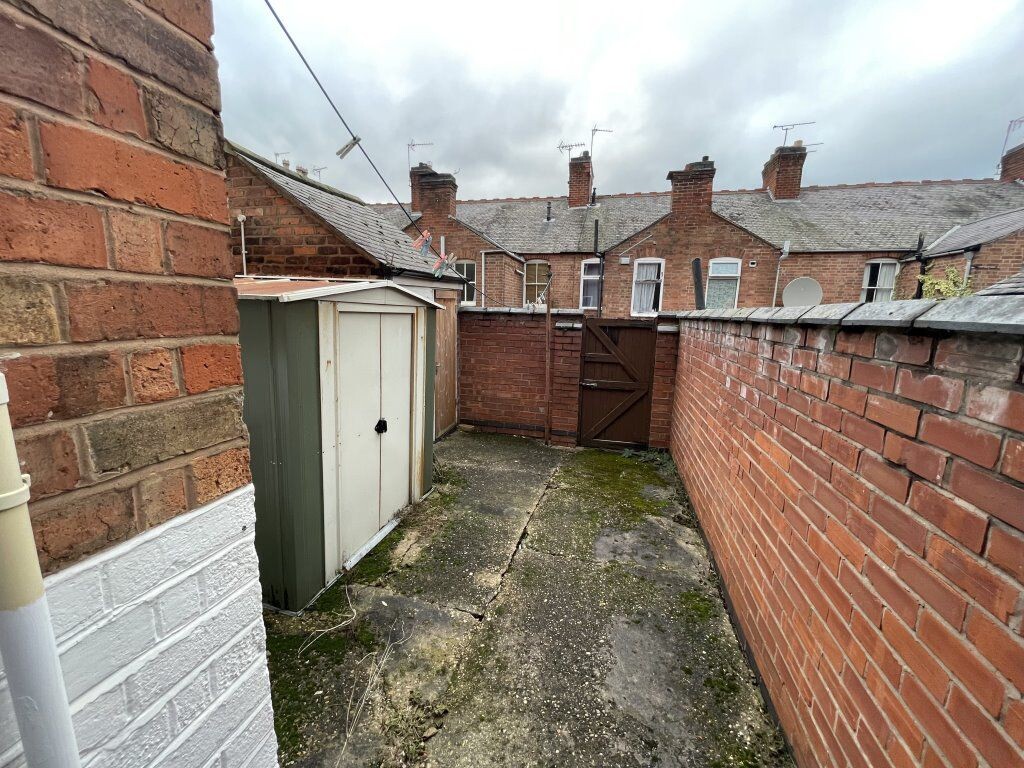 4 bedroom house for rent College Avenue, Leicester, LE2 0JF UniHomes