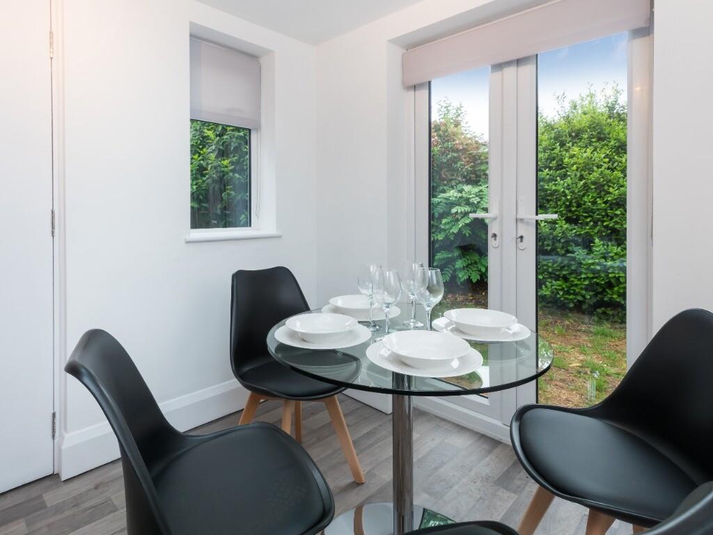 4 bedroom house for rent Station Avenue Fishponds, Bristol, BS16 2DU