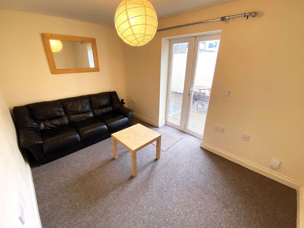2 bedroom apartment for rent Fawcett Road, Portsmouth, PO4 0DW UniHomes