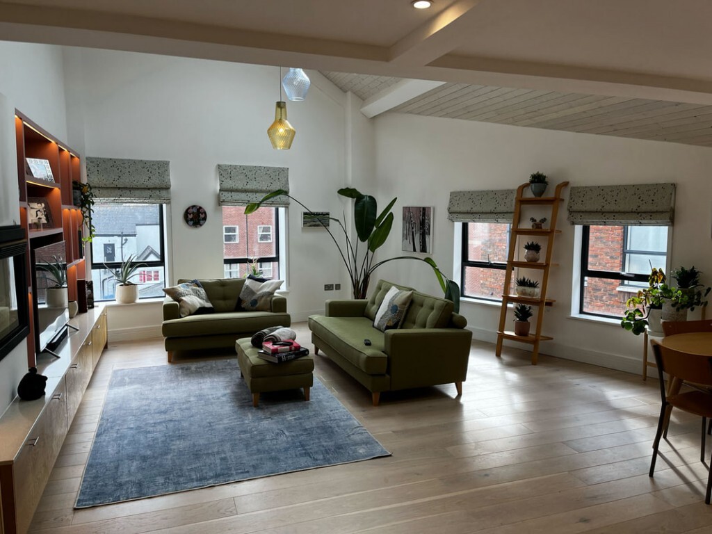 3 bedroom apartment on Rent Includes All Bills, City Centre, Exeter