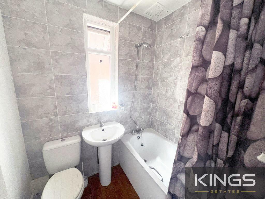2 bedroom house for rent Broadlands Road, Southampton, SO17 3AS UniHomes