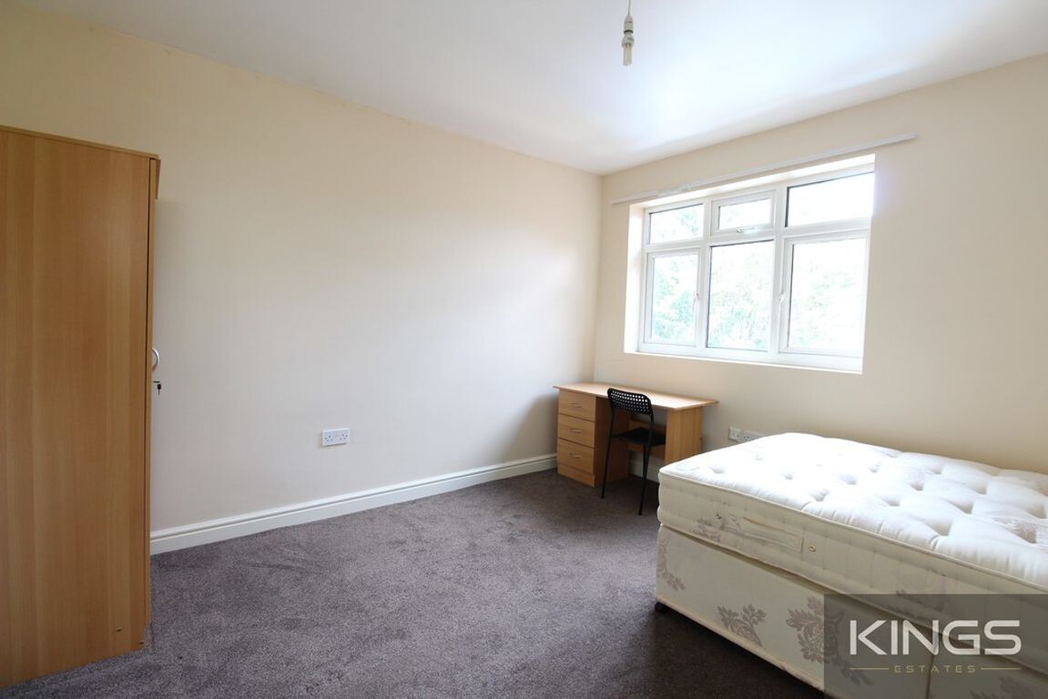 7 bedroom house for rent Sirdar Road, Southampton, SO17 3SJ UniHomes