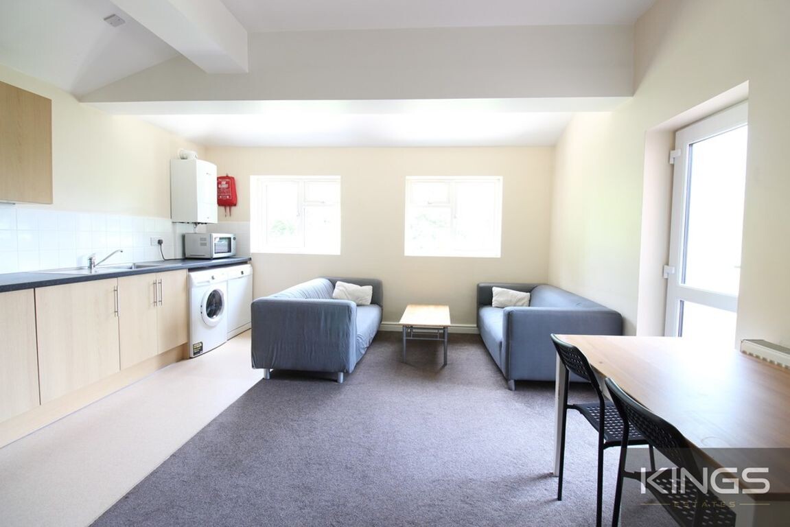 7 bedroom house for rent Sirdar Road, Southampton, SO17 3SJ UniHomes