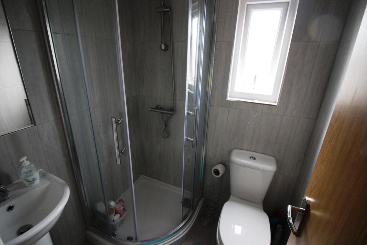 6 bedroom house for rent Rhymney Street, Cardiff, CF24 4DH UniHomes