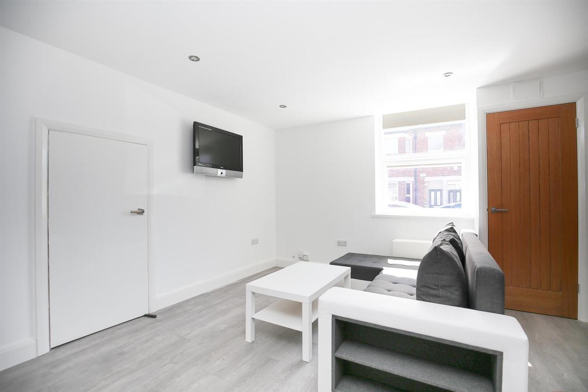 2 bedroom apartment for rent Stratford Road, Newcastle, NE6 5PB UniHomes