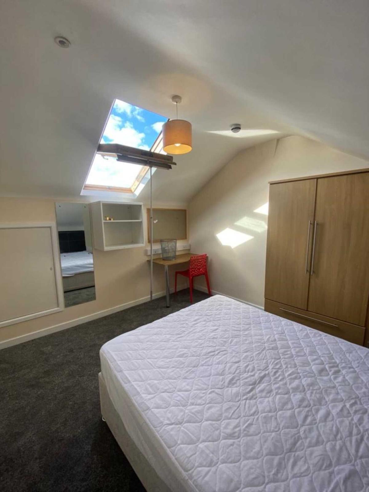 6 bedroom house for rent Arundel Avenue Wavertree, Liverpool, L17 2AU