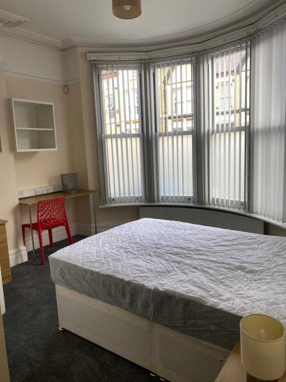 6 bedroom house for rent Arundel Avenue Wavertree, Liverpool, L17 2AU