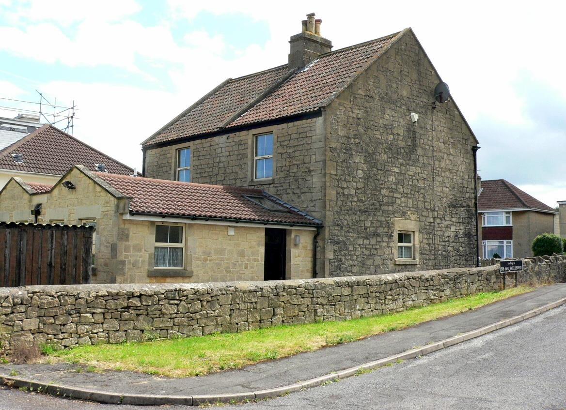 3 bedroom house for rent Wellsway, Bath, BA2 2UE UniHomes