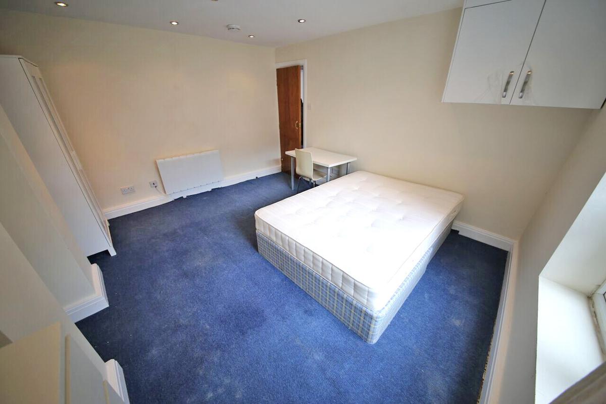 2 bedroom apartment for rent Hyde Park, Leeds, LS6 1AU UniHomes
