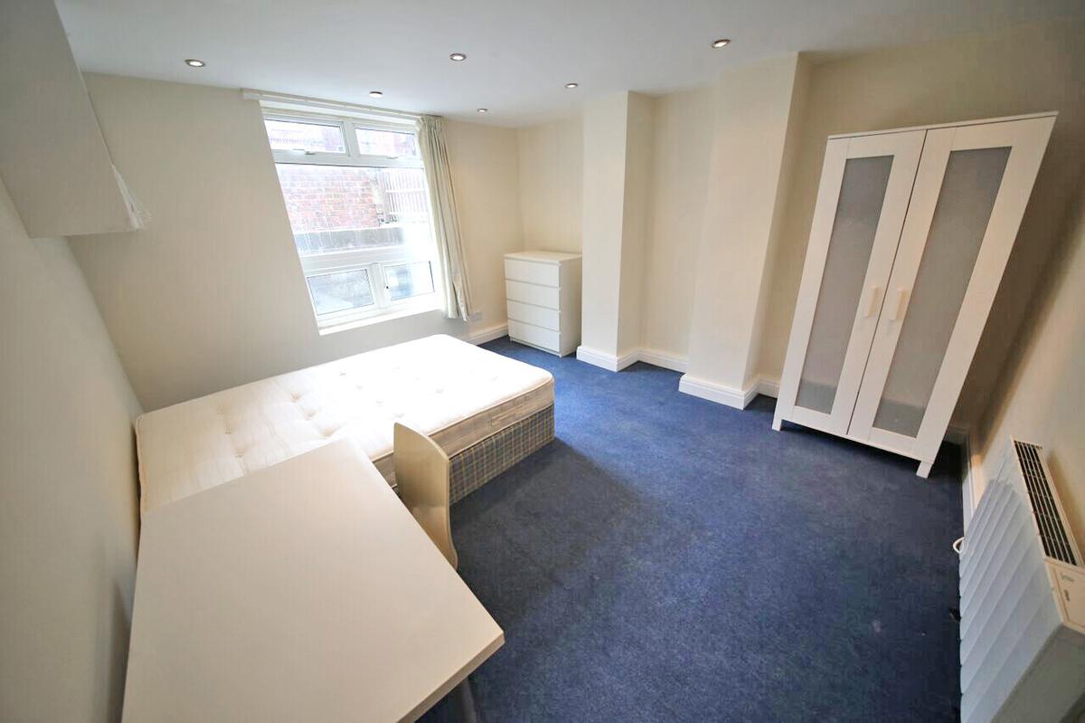 2 bedroom apartment for rent Hyde Park, Leeds, LS6 1AU UniHomes