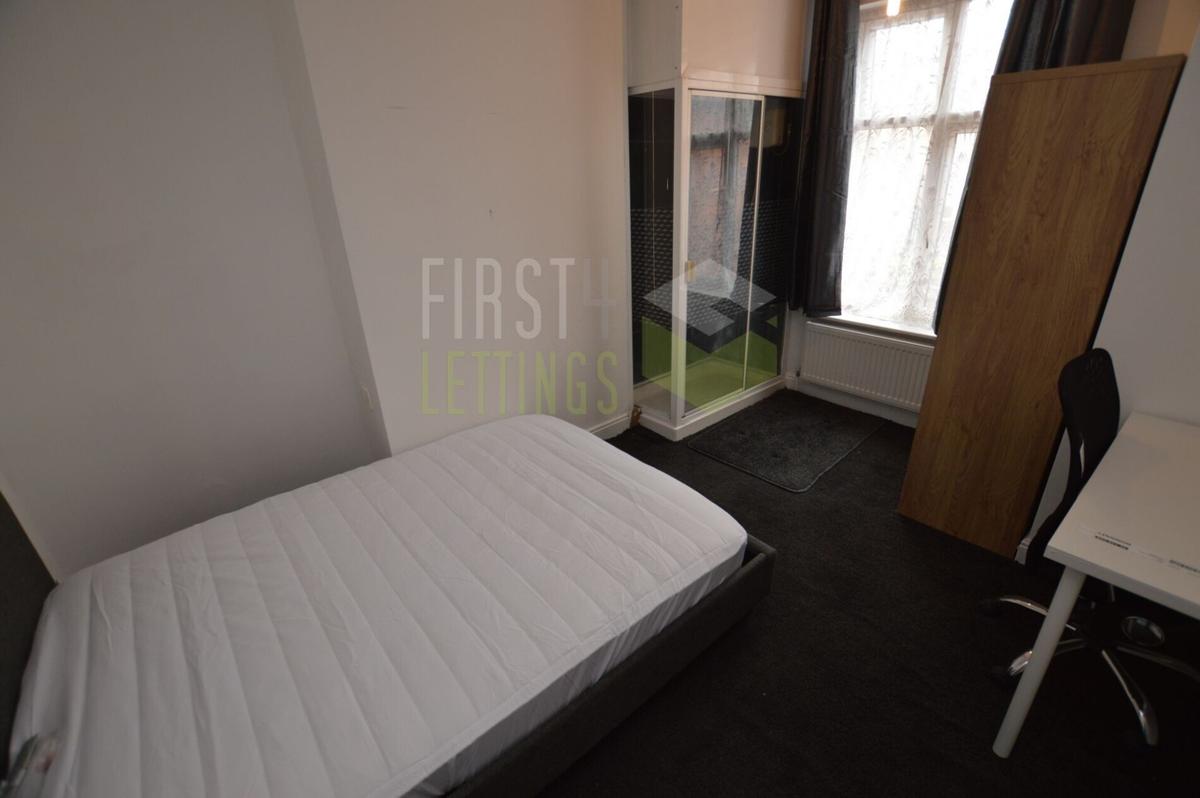 4 bedroom house for rent Welland Street, Leicester, LE2 1DP UniHomes