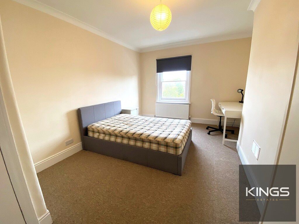 3 bedroom apartment for rent Kent Road, Portsmouth, PO5 3EW UniHomes