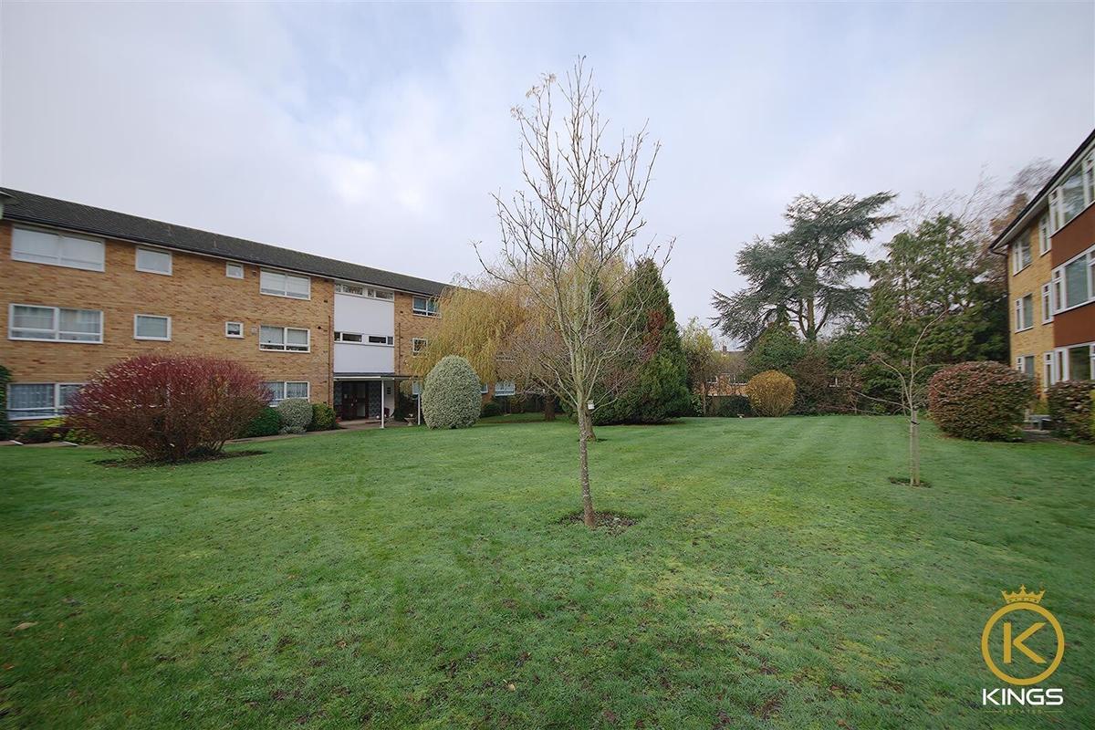 3 bedroom apartment for rent Boxgrove Road, Surrey, GU1 2NQ UniHomes