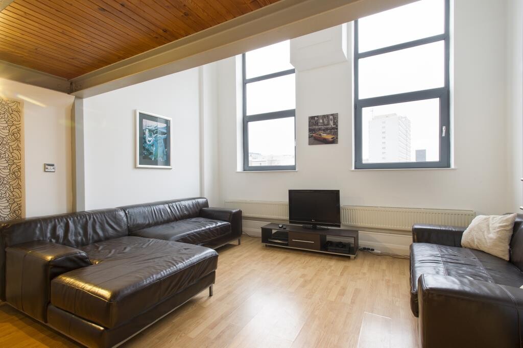 3 bedroom apartment for rent Crusader House, Nottingham, NG1 3BT UniHomes