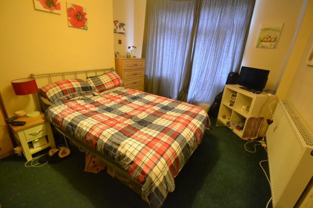 3 bedroom house for rent Sutton Passeys Crescent, Nottingham, NG8 1EA