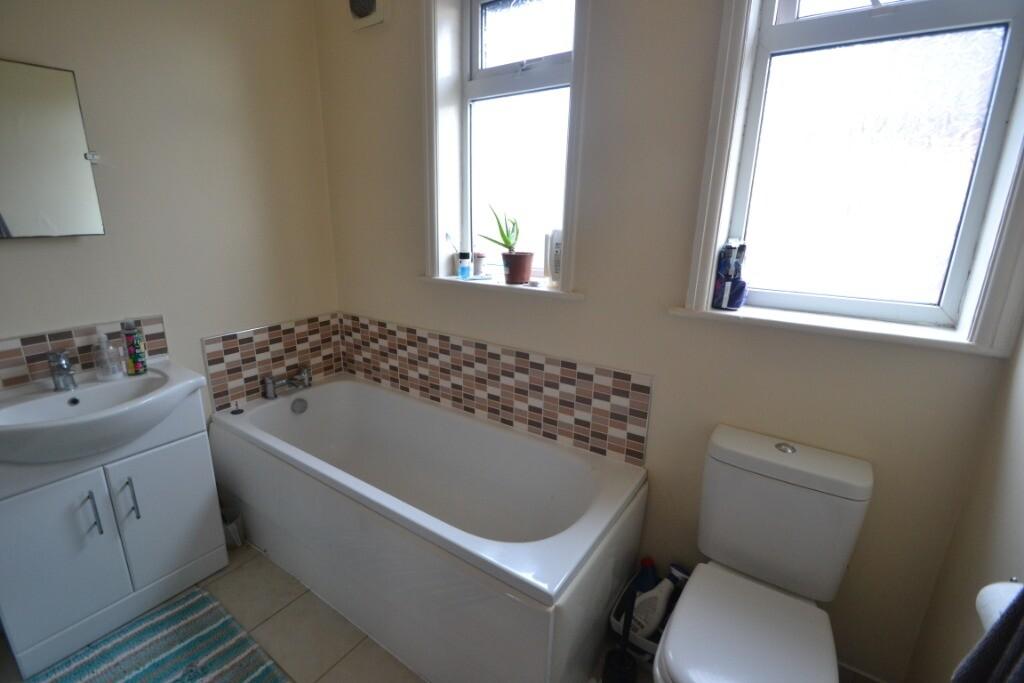 3 bedroom house for rent Sutton Passeys Crescent, Nottingham, NG8 1EA