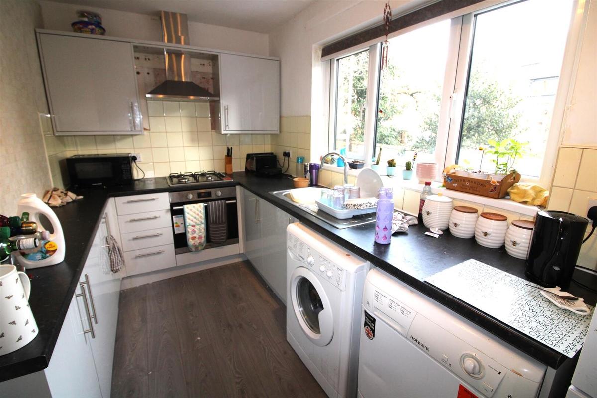 4 bedroom house for rent Rosebery Avenue, Nottingham, NG2 5FQ UniHomes