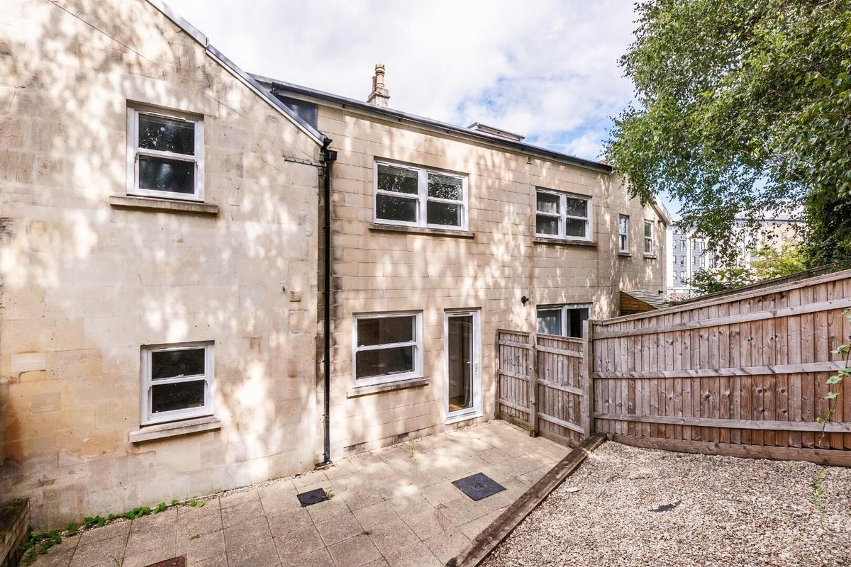 7 bedroom house for rent Vernon Terrace, Bath, BA2 3DA UniHomes