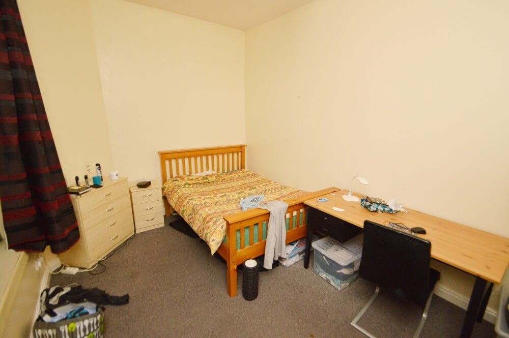 4 bedroom apartment for rent Wilmslow Road, Flat 2, Manchester, M20 3BG