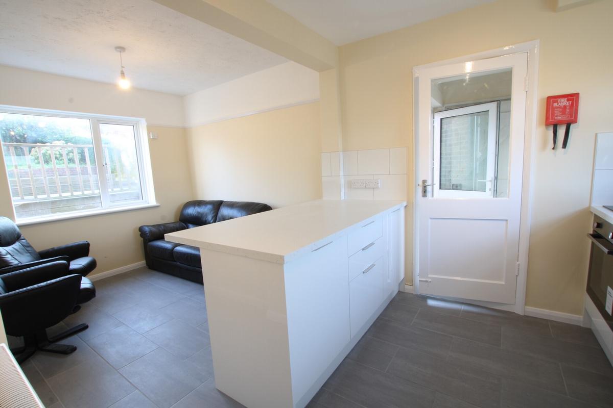 4 bedroom house for rent Hawkhurst Road Brighton, Brighton, BN1 9GF