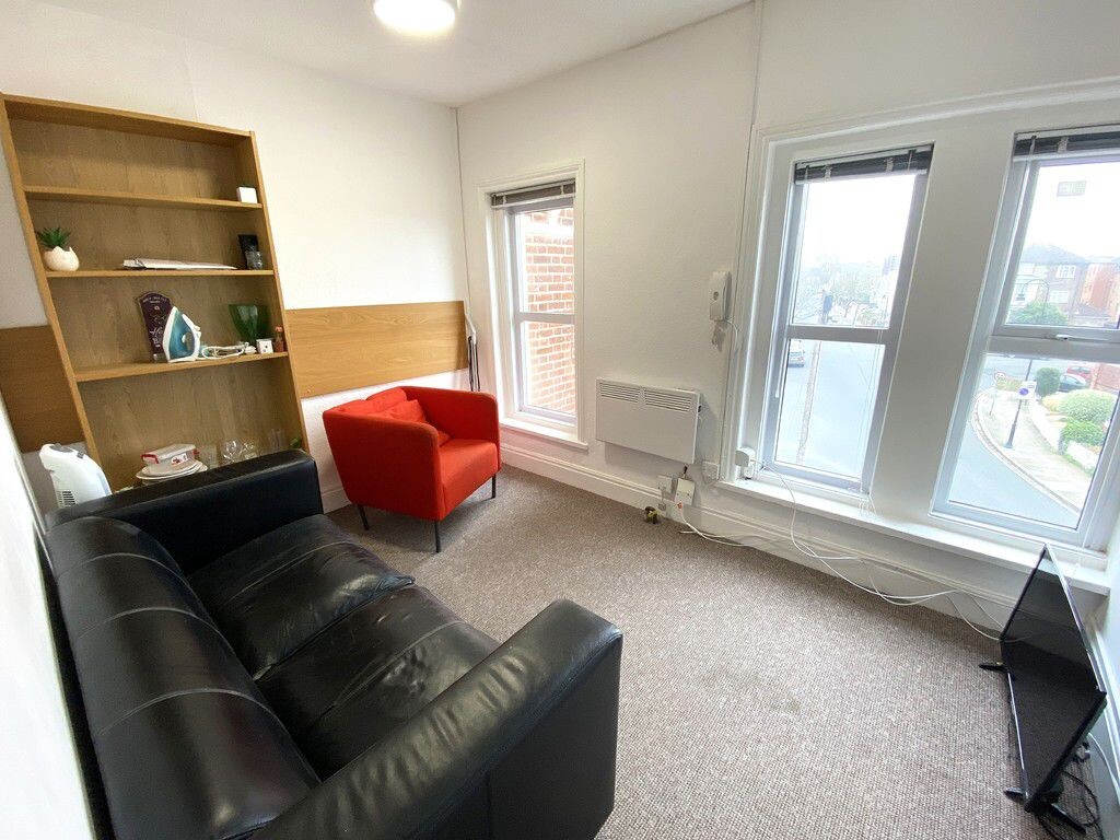 3 bedroom apartment for rent Outram Road, Portsmouth, PO5 1QP UniHomes