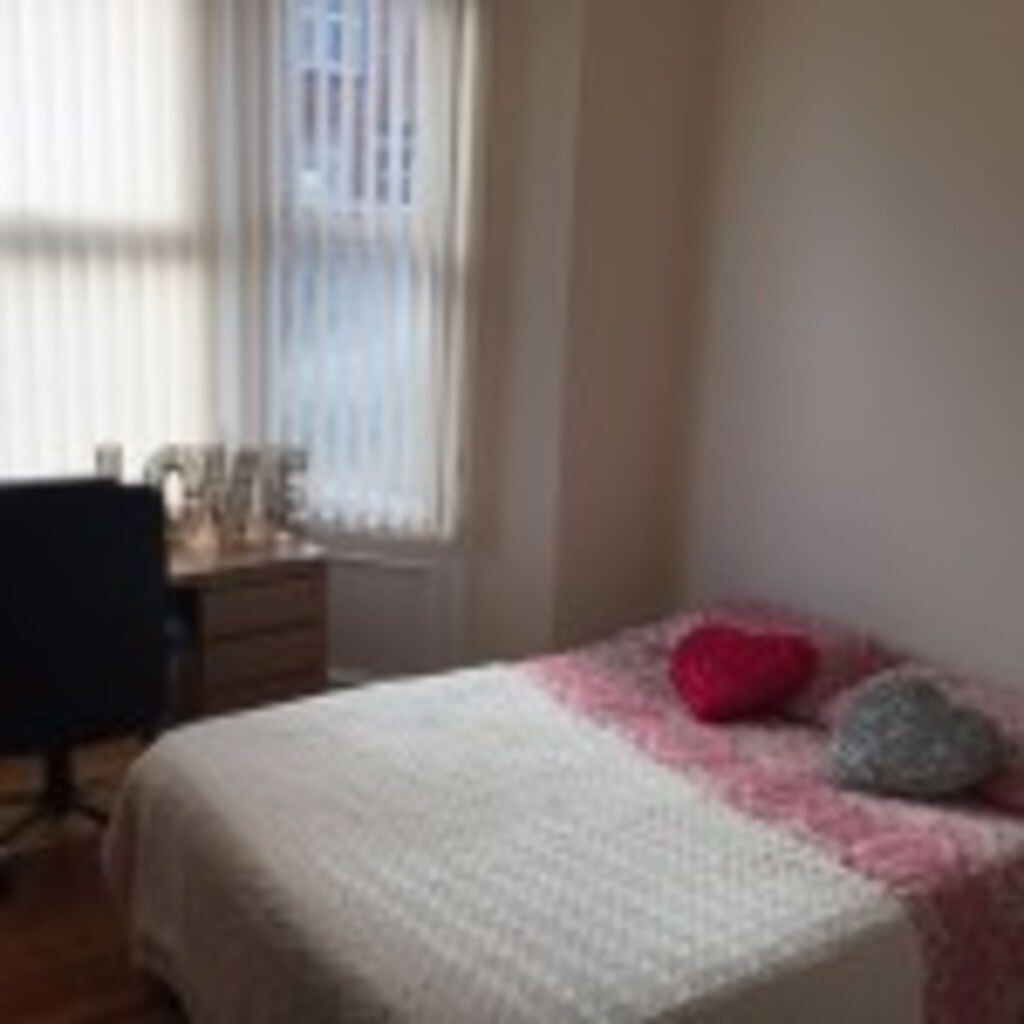 3 bedroom apartment for rent Sackville Road, Newcastle, NE6 5TA UniHomes