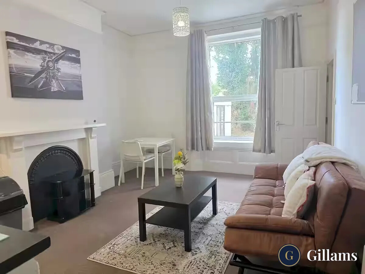 2 bedroom apartment on Old Tiverton Road, Pennsylvania, Exeter