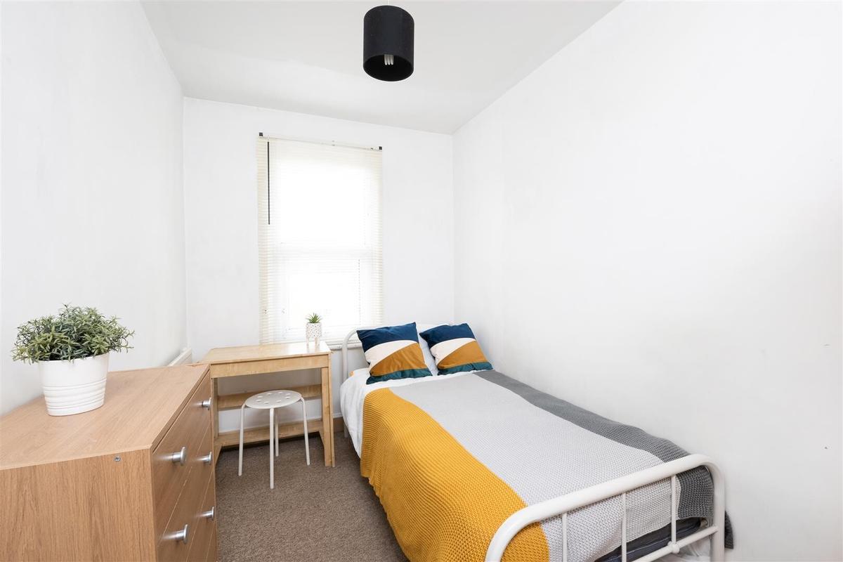 5 bedroom house for rent Clarence Place, Bath, BA1 3EW UniHomes