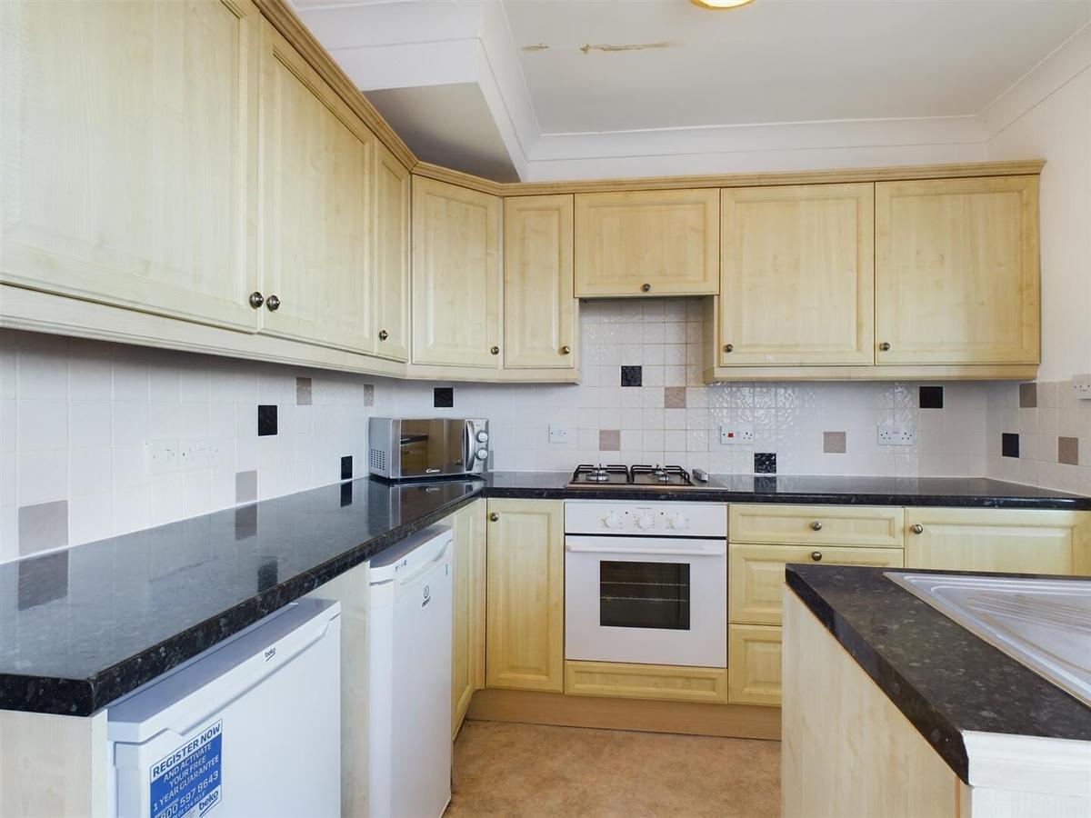 4 bedroom house for rent Carlyle Avenue, Brighton, BN2 4DR UniHomes