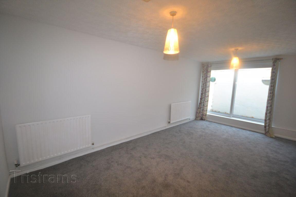2 bedroom apartment for rent Malcolm Close, Nottingham, NG3 5AP UniHomes