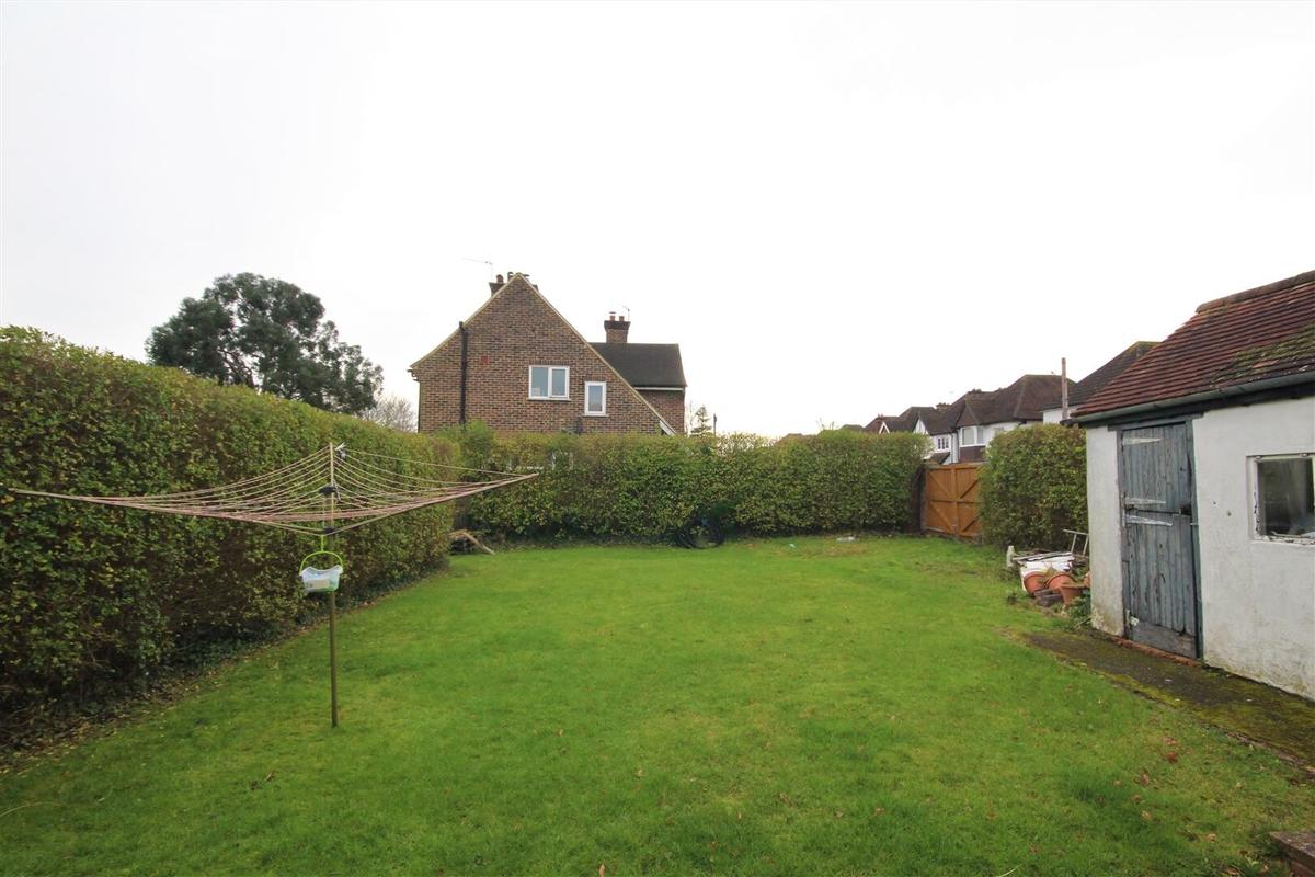 3 bedroom apartment for rent Aldershot Road, Surrey, GU2 8AJ UniHomes