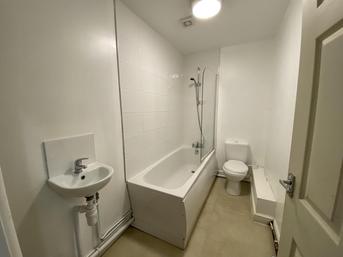 7 bedroom house for rent Donald Street, Cardiff, CF24 4TN UniHomes