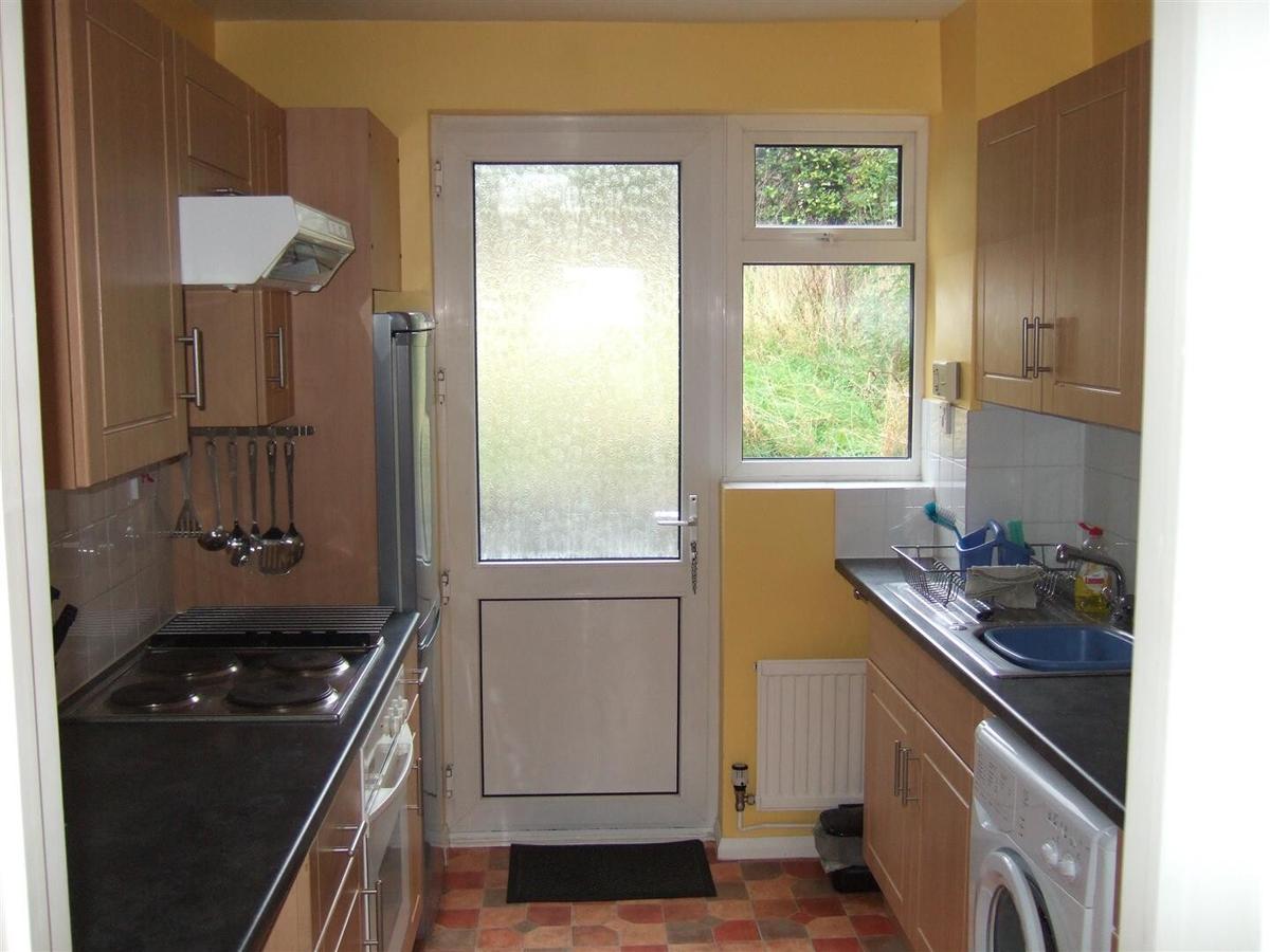 4 bedroom house for rent Edgeworth Road, Bath, BA2 2LU UniHomes