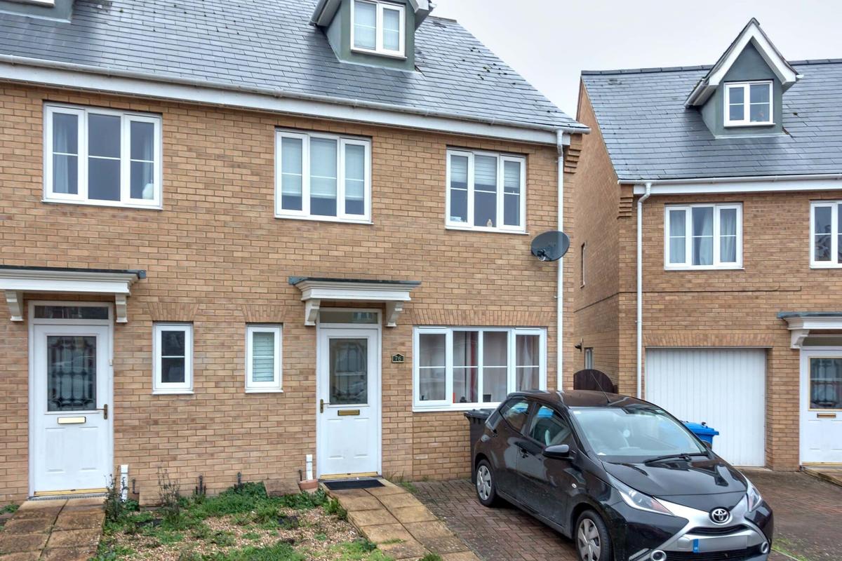 4 bedroom house for rent Roe Drive, Norwich, NR5 8BT UniHomes