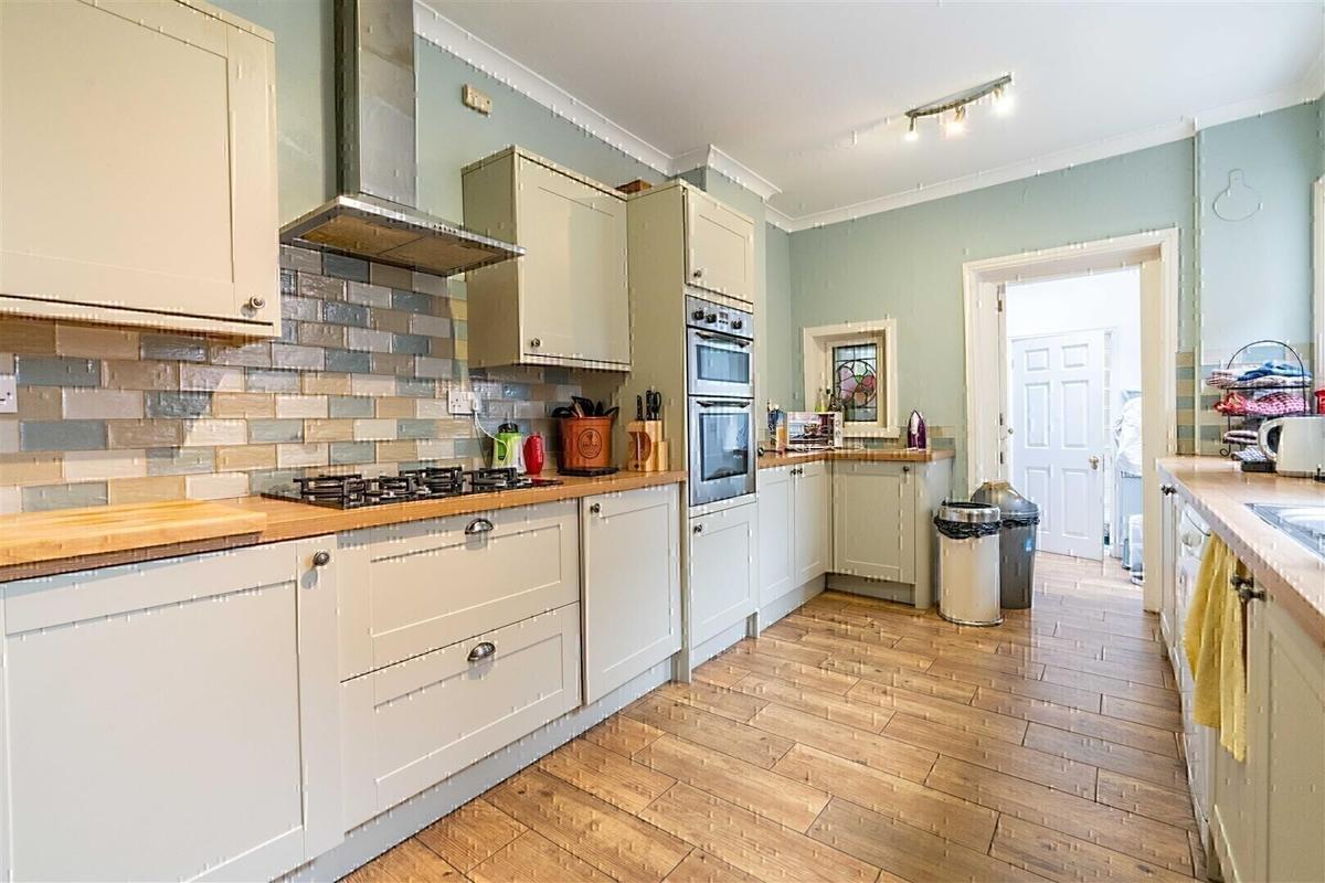 5 bedroom house for rent Rosebery Crescent, Newcastle, NE2 1EU UniHomes