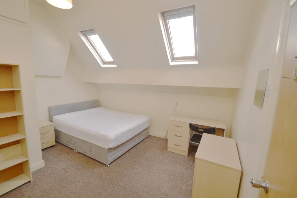 7 bedroom house for rent Longford Place, Manchester, M14 5QQ UniHomes