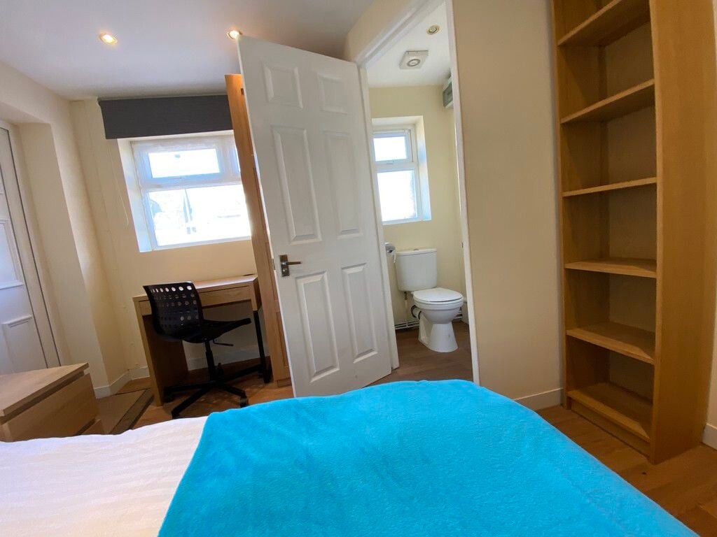 4 bedroom house for rent Windmill Hill Lane, Derby, DE22 3BN UniHomes