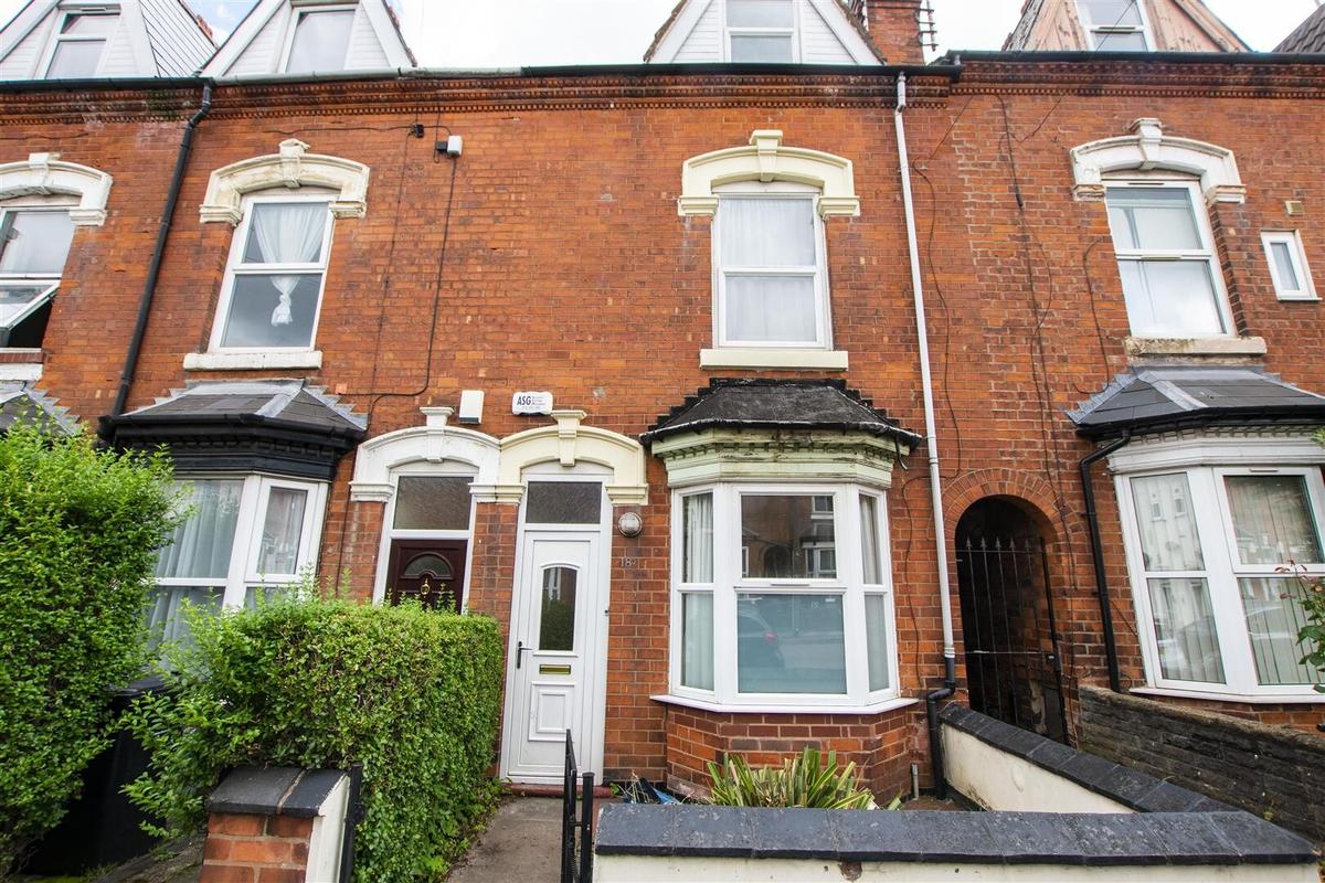 4 bedroom house for rent Harrow Road Birmingham, B29 7DN UniHomes