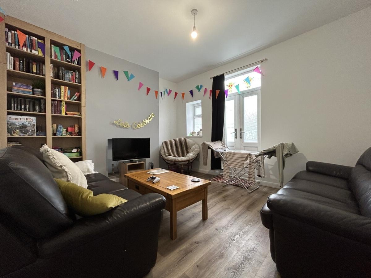 4 bedroom house on Allensbank Road, Heath, Cardiff