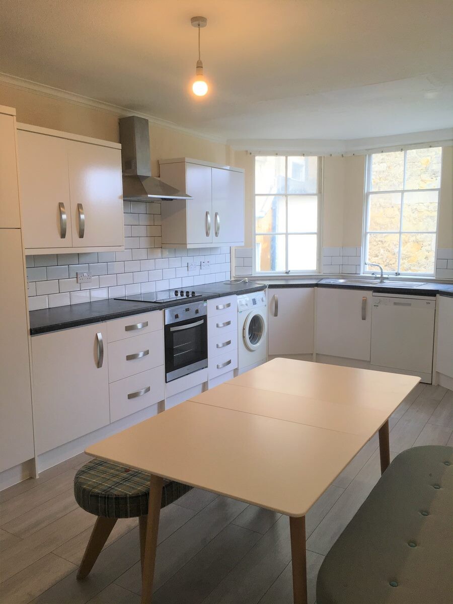 4 bedroom apartment for rent Russell Street, Bath, BA1 2QF UniHomes
