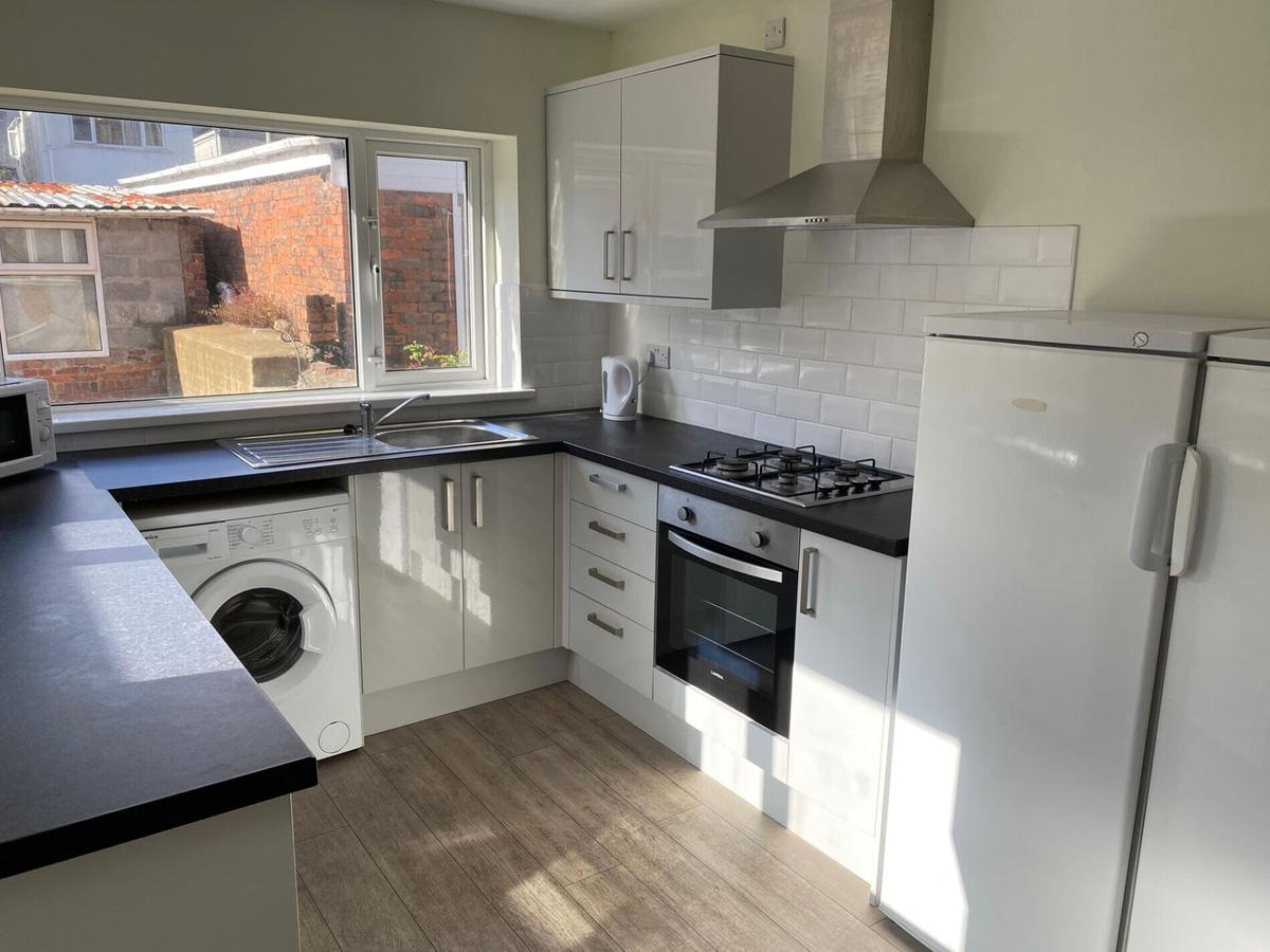 5 bedroom house for rent St Helens Avenue Brynmill, Swansea, SA1 4QN