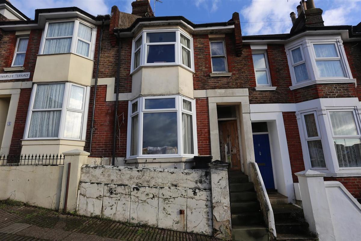 3 bedroom house for rent Newmarket Terrace, Brighton, BN2 3QH UniHomes