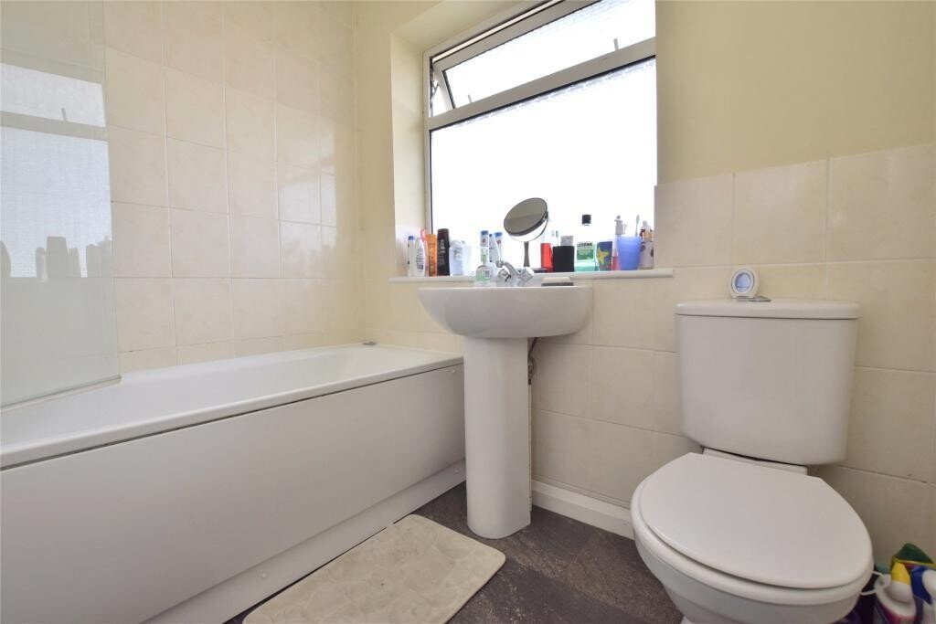 4 bedroom house for rent Ambleside Road, Bath, BA2 2LR UniHomes