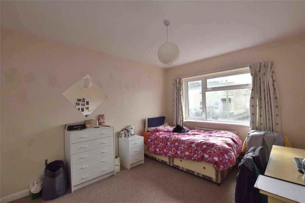 4 bedroom house for rent Ambleside Road, Bath, BA2 2LR UniHomes