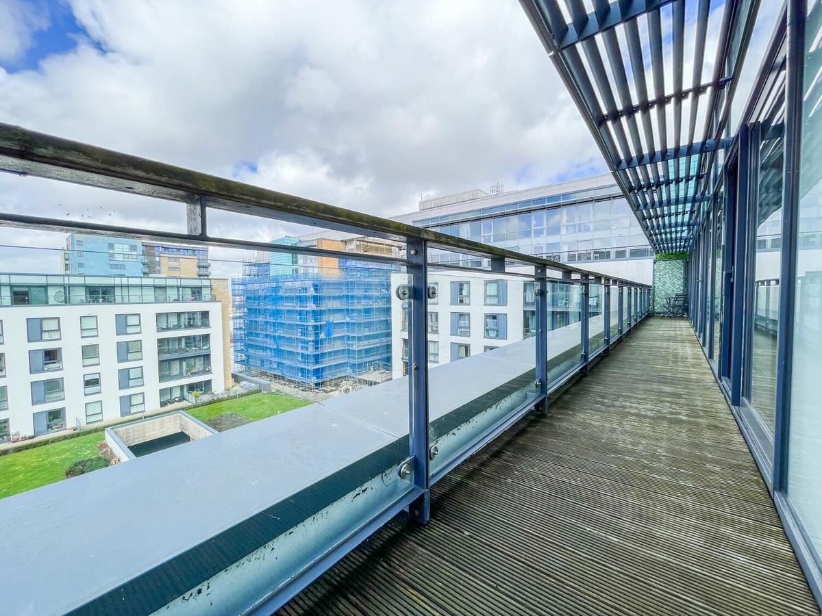 2 bedroom apartment for rent Duncansby House Ferry Court, Cardiff, CF11