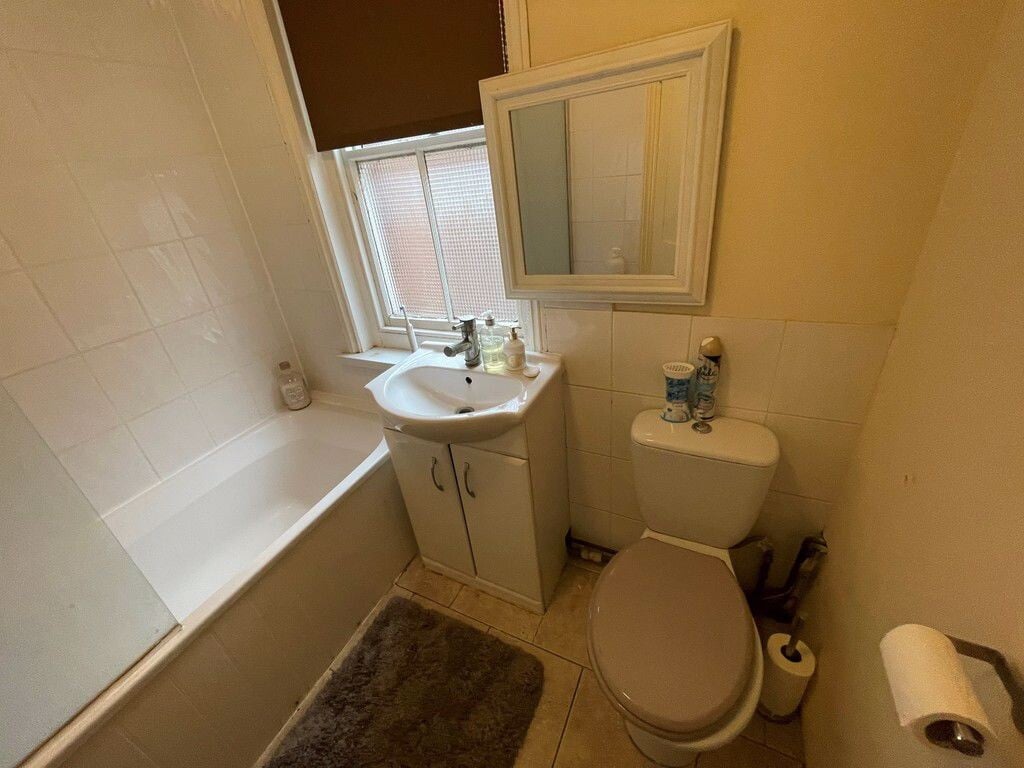 4 bedroom house for rent Sturry Road, Canterbury, CT1 1DF UniHomes